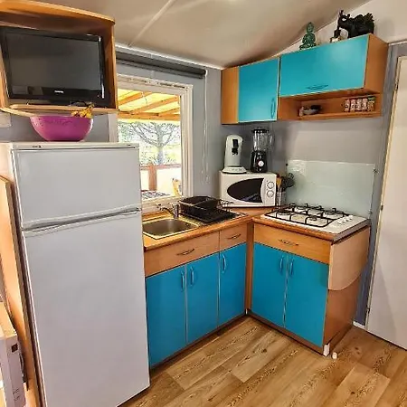 Mobil Home 6 Personnes Camping 4* Les Pins Maritimes Hyeres Exterior photo