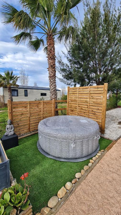 Mobil 6 Personnes 4* Les Pins Maritimes Campsite